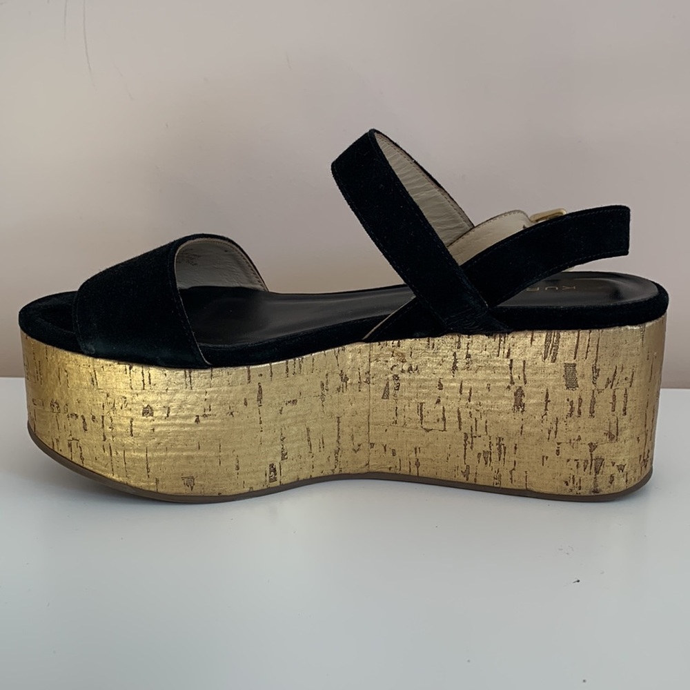 New in box Elda black & gold suede platform sandals size 37